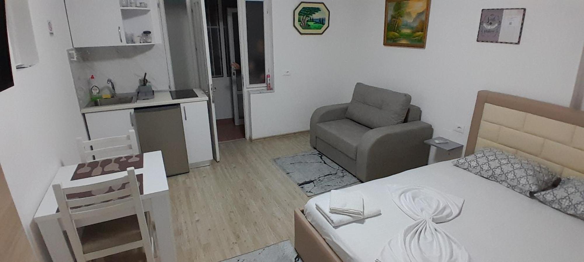פוגרדץ Klent Studio Apartment מראה חיצוני תמונה
